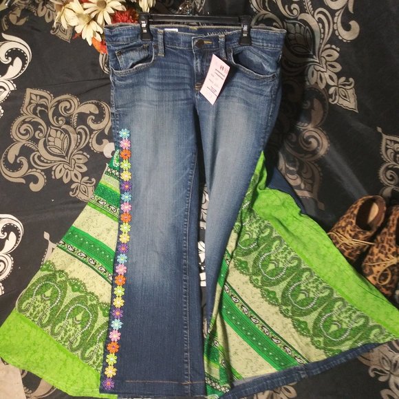 673 jeaniemade Size 10 Gap Bell-Bottoms - Picture 1 of 4